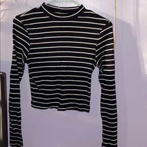 Long Sleeve Crop Top